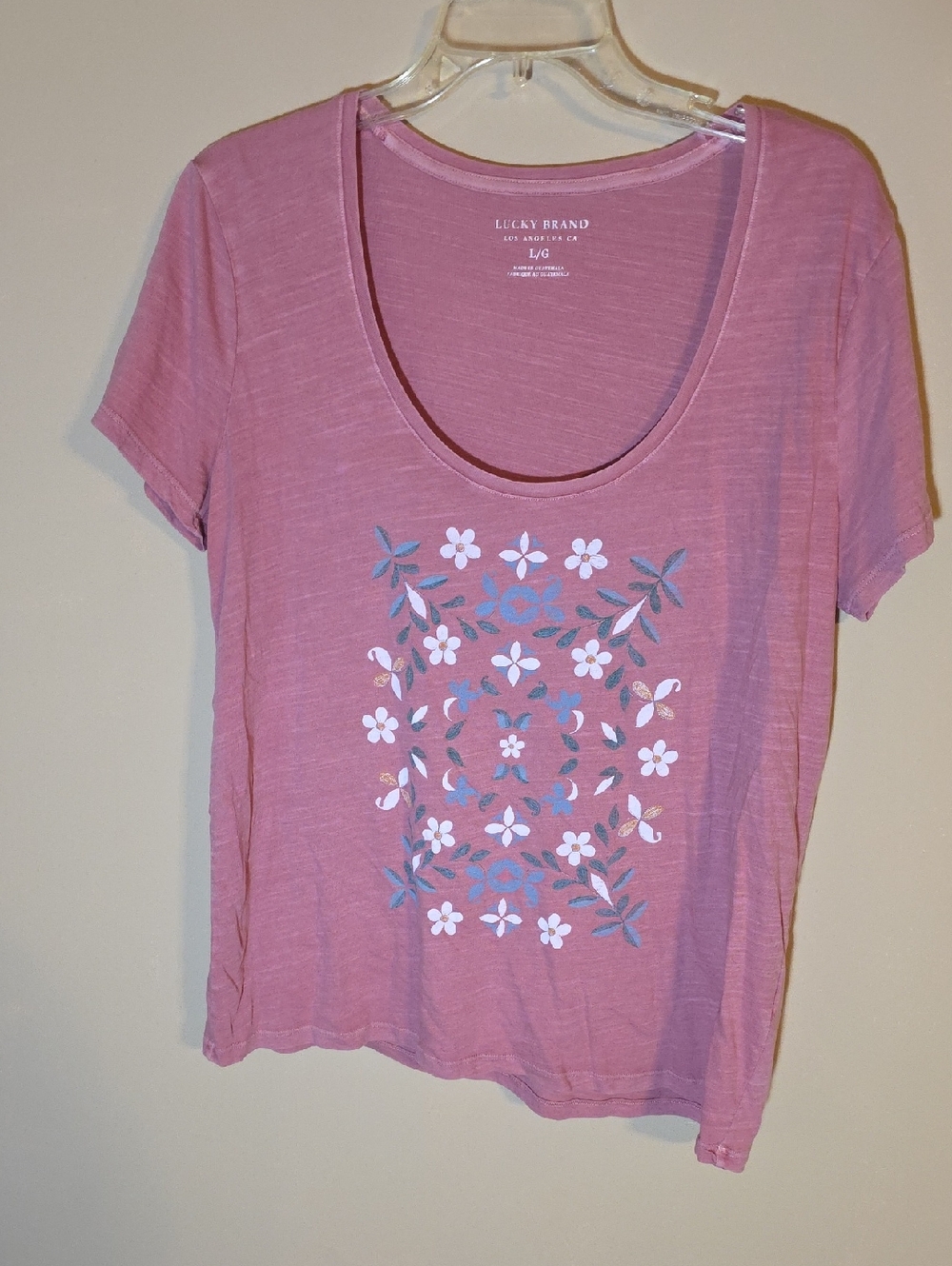 Womens Lucky Brand Pink Scoop Neck Short Sleeved Tshirt Size L